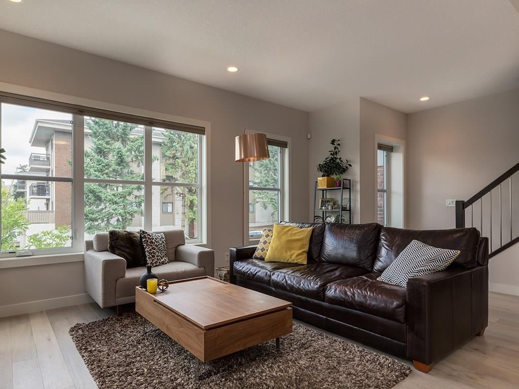 174 River Park West - Photo 3 of 26