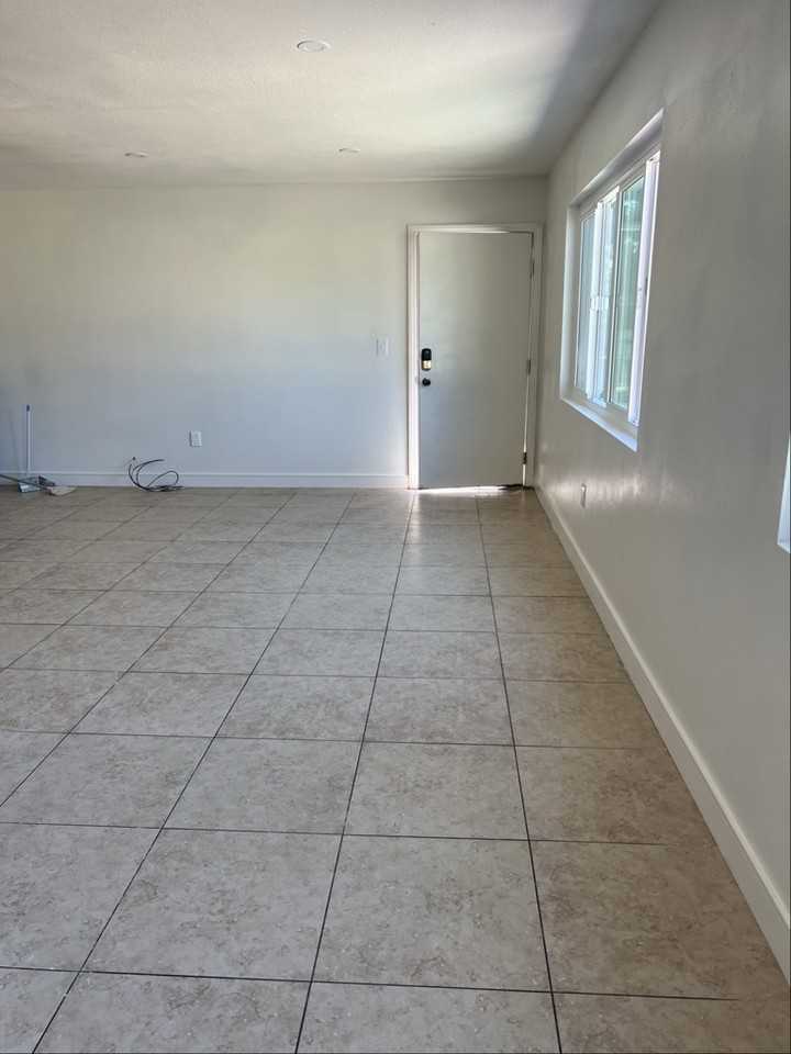 2054 S Nautical St #4UPSTAIRS - Photo 2 of 5