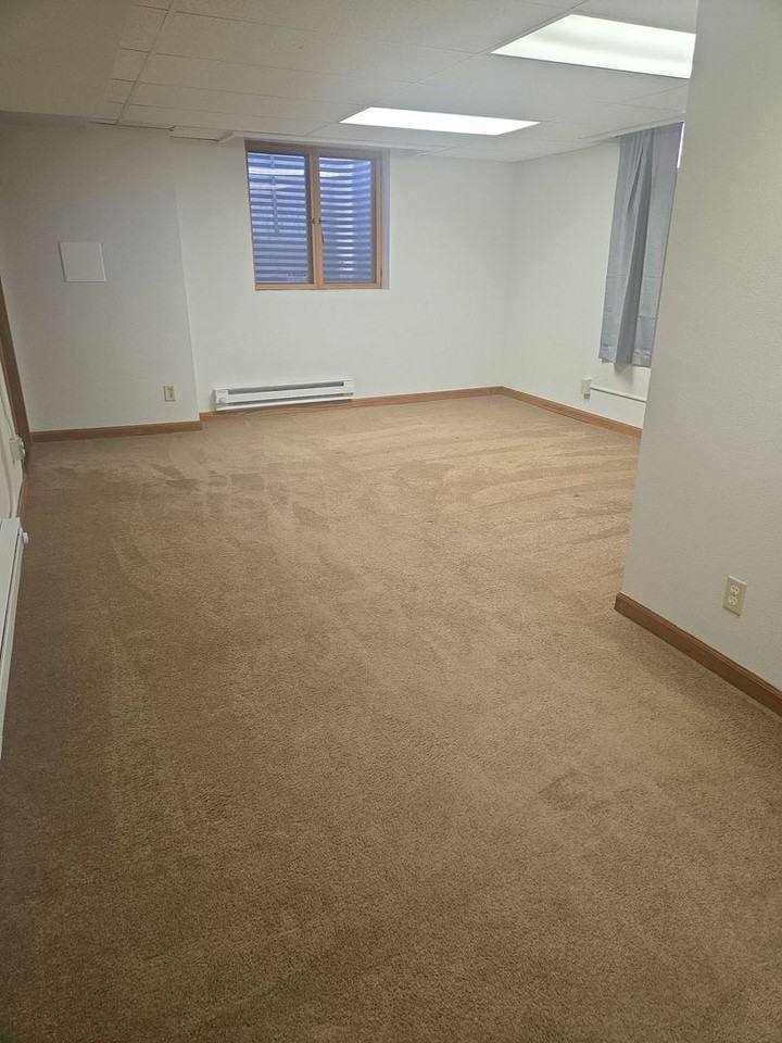 323 N Leroux St #A - Photo 3 of 4