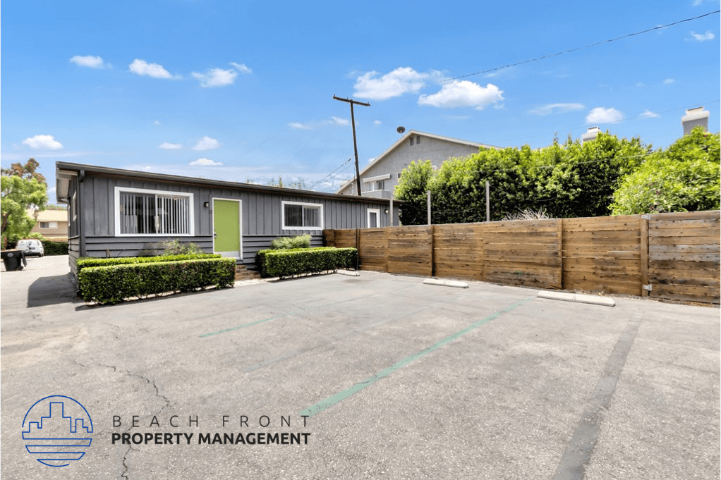 2674 Elden Ave. - Photo 4 of 19