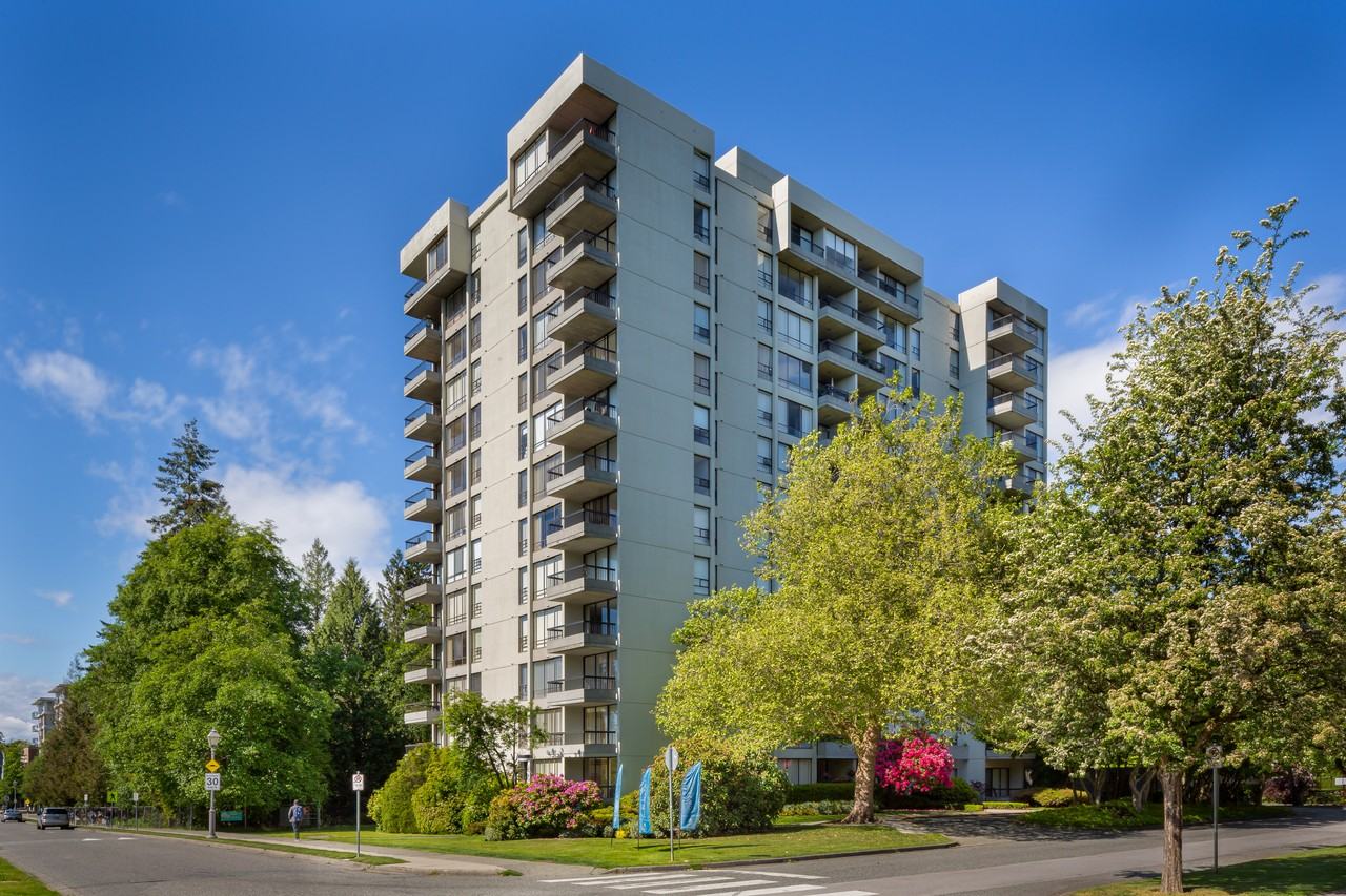 Chancellor Court - Photo 4 of 39