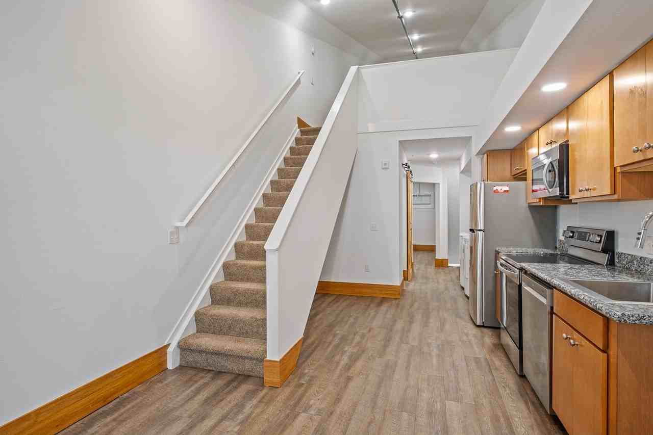 Georgetown West - Photo 5 of 44