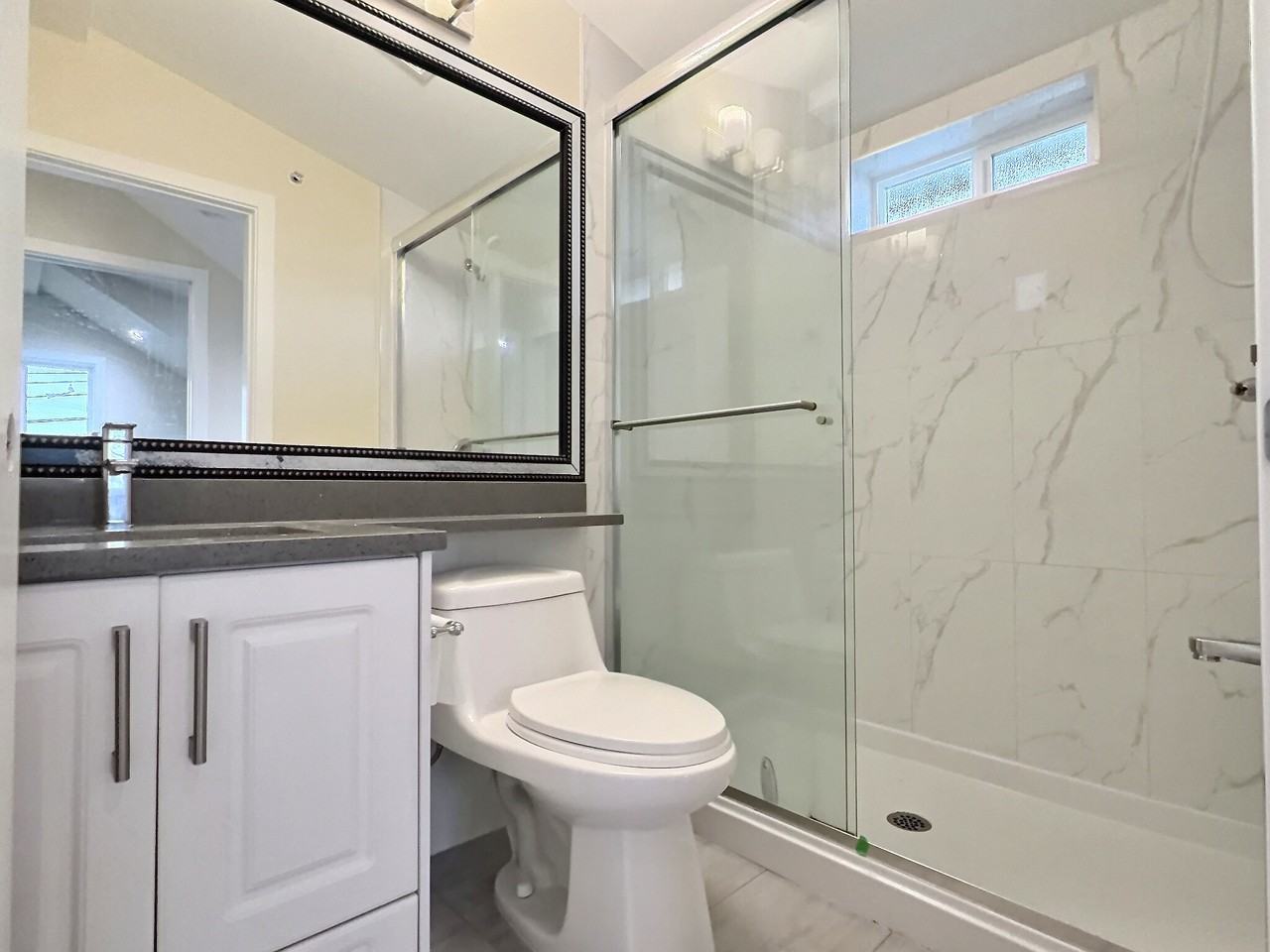 6619 Clarendon St - Photo 5 of 9