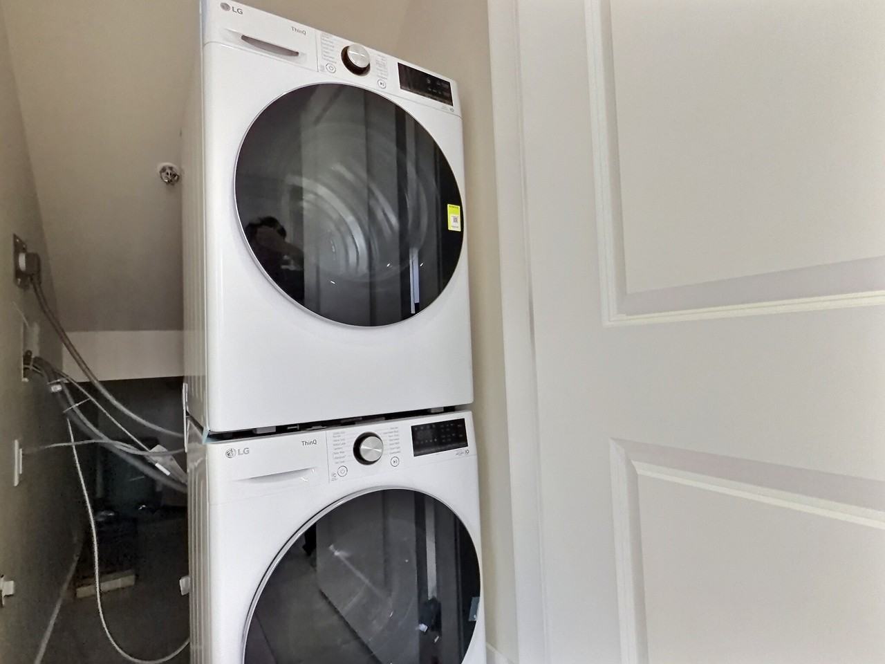 6619 Clarendon St - Photo 6 of 9