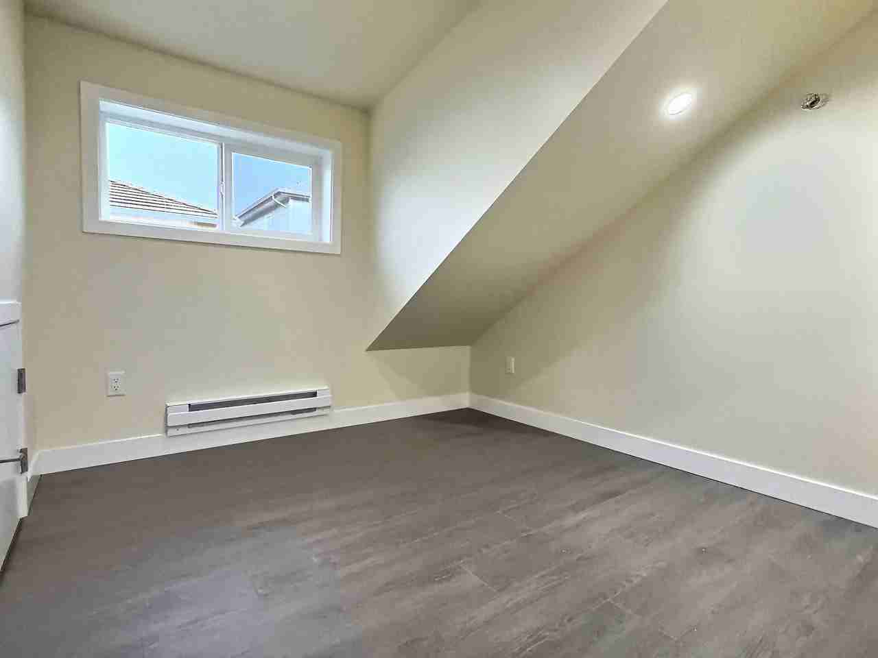 6619 Clarendon St - Photo 7 of 9