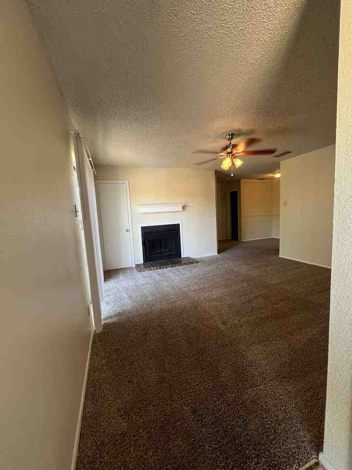Bentwood Apartments - Photo 3 of 46