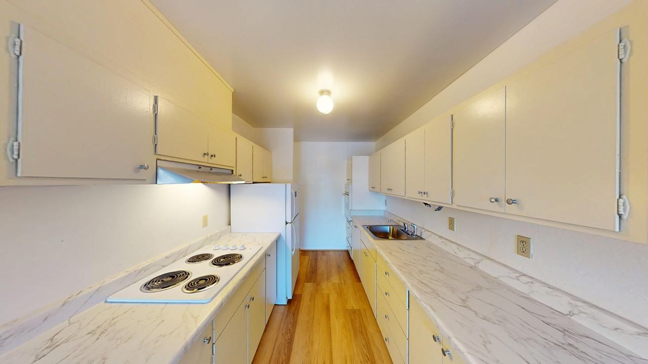 2627 Hillegass Avenue - Photo 3 of 45
