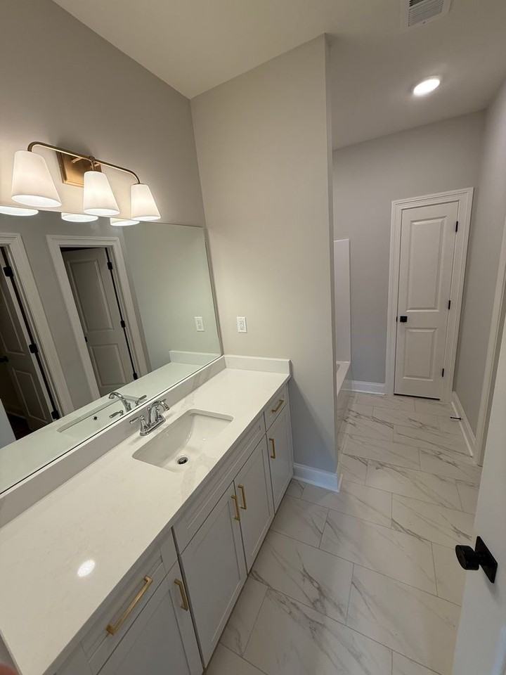 3559 3559 Fenwick Way - Photo 6 of 17