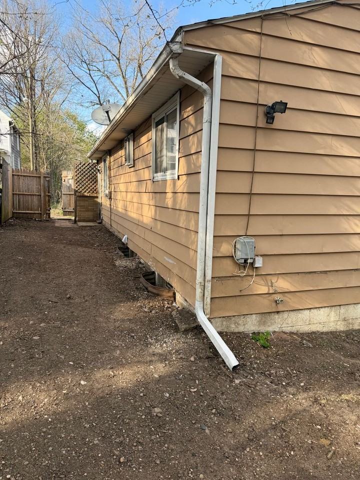 1524 Parkhill Pl Ne - Photo 5 of 10