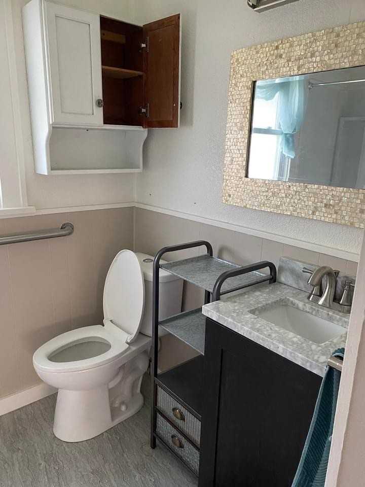 503 E 5th St - Photo 3 of 10