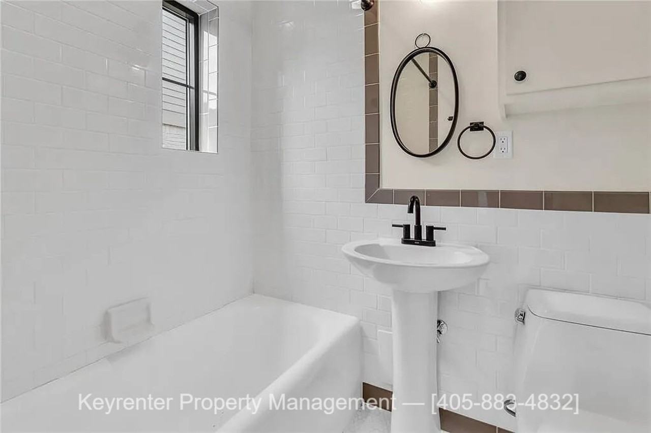 1838 Nw 11th St - Photo 4 of 30