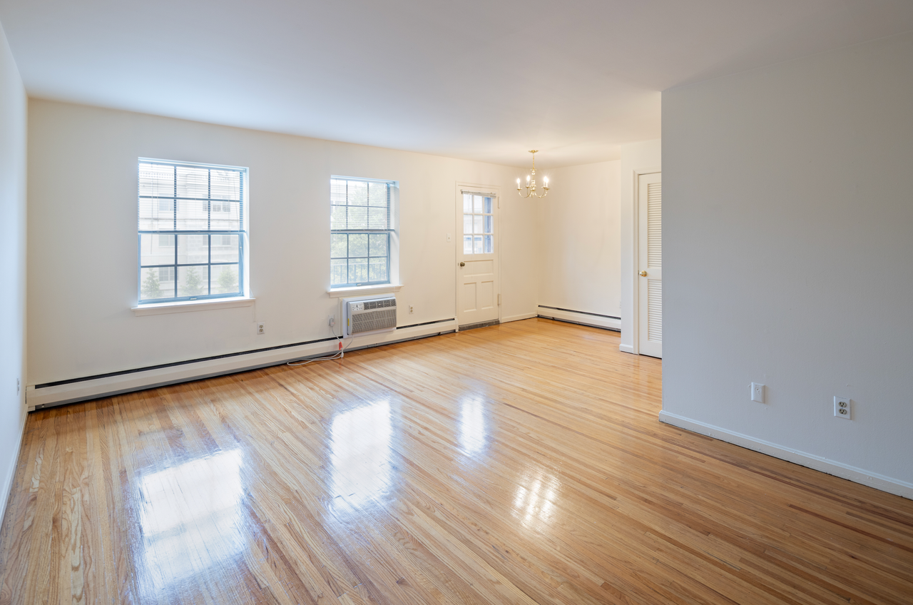 101 Mill Creek - Photo 6 of 13