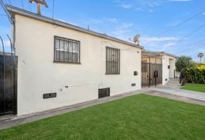 featured image of 1124 W 110th St