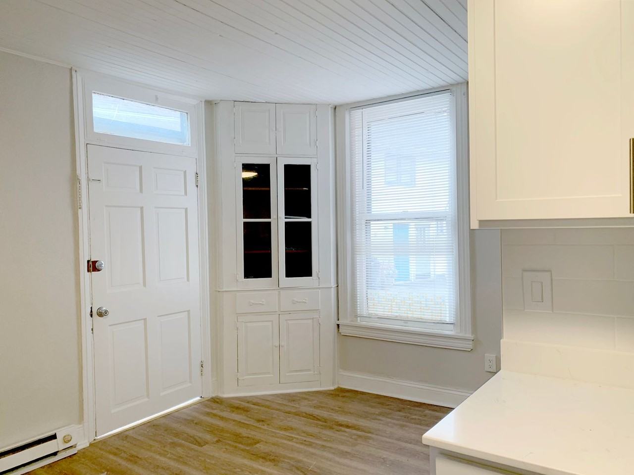 116 N Union Street - Photo 3 of 31