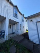 15704 Ne Milton Pl #B - Photo 1 of 1