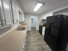 100 Ridgewood Rd - Photo 1 of 1