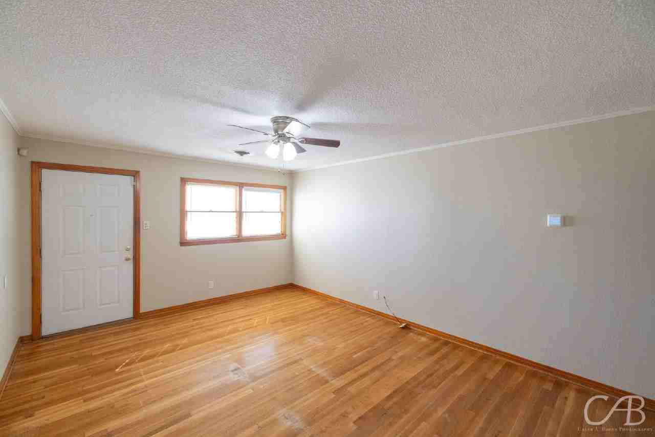 834 Westmoreland St - Photo 3 of 27