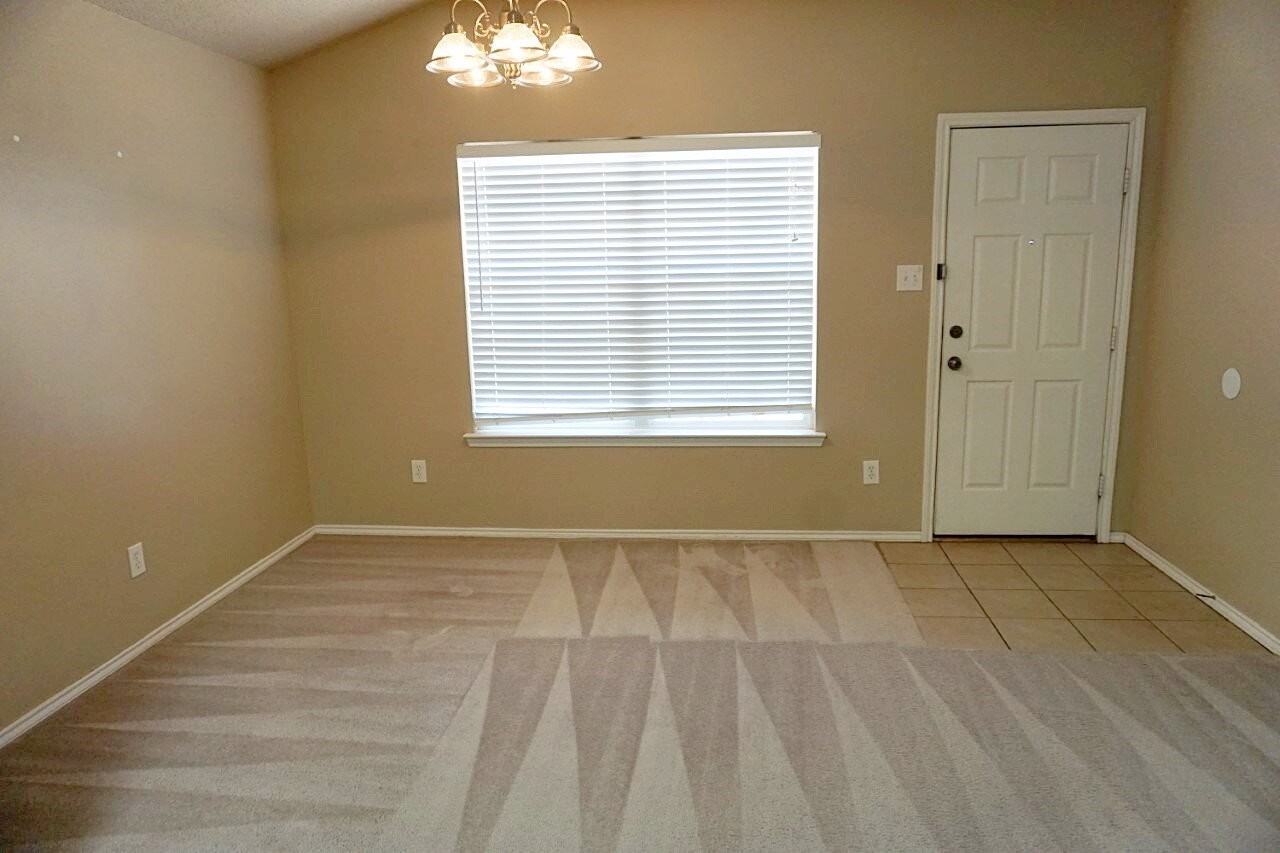 6545 89th St - Photo 4 of 9