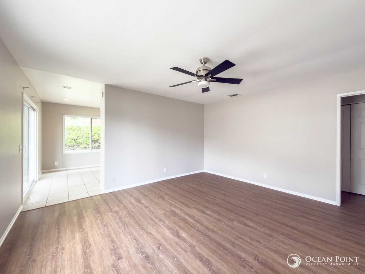 4719 Colony Dr - Photo 2 of 15