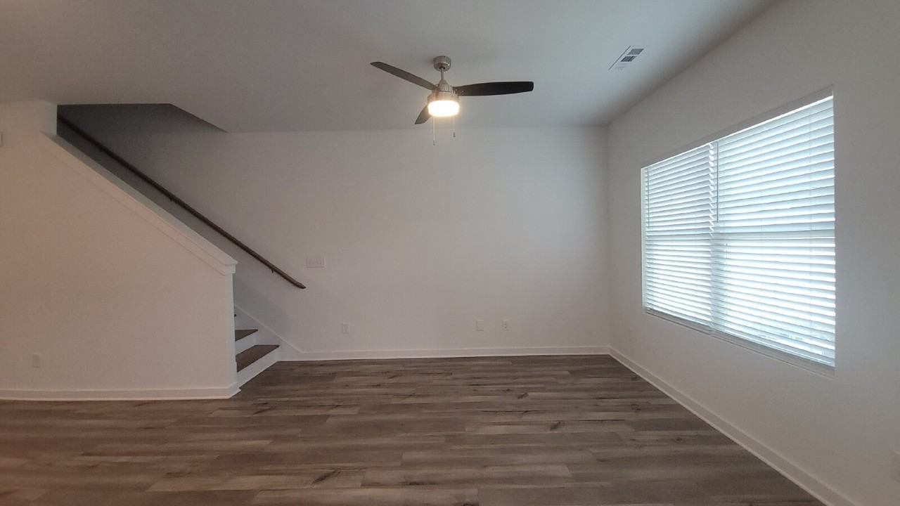 7589 Discovery Point Dr Nw - Photo 6 of 30