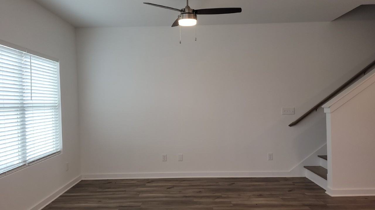 7580 Discovery Point Dr Nw - Photo 6 of 31