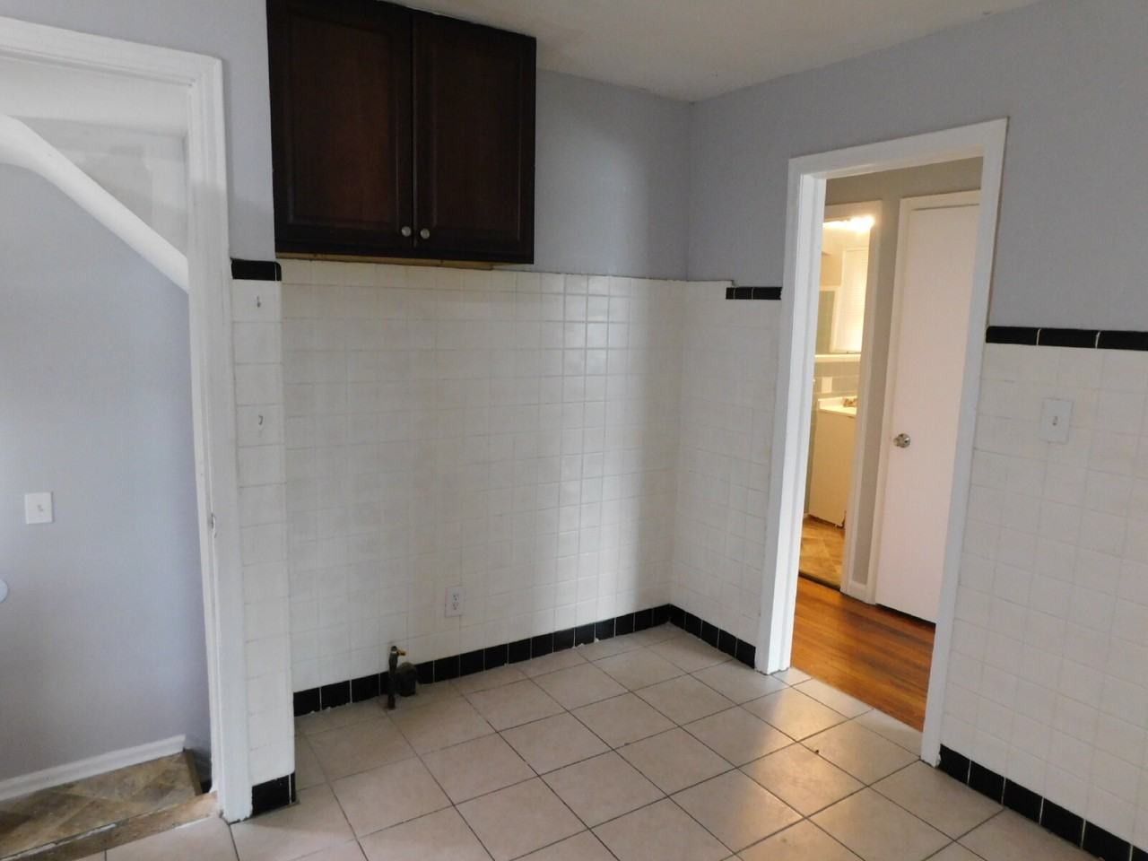 12019 Nashville St - Photo 3 of 13