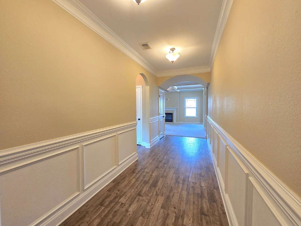 3408 Oconnor Ln - Photo 3 of 39