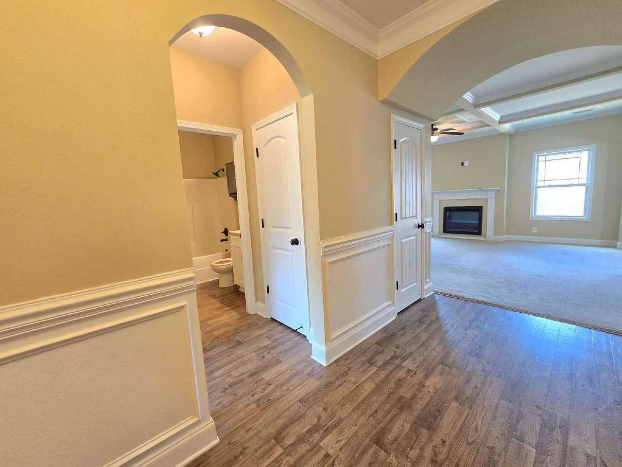 3408 Oconnor Ln - Photo 4 of 39