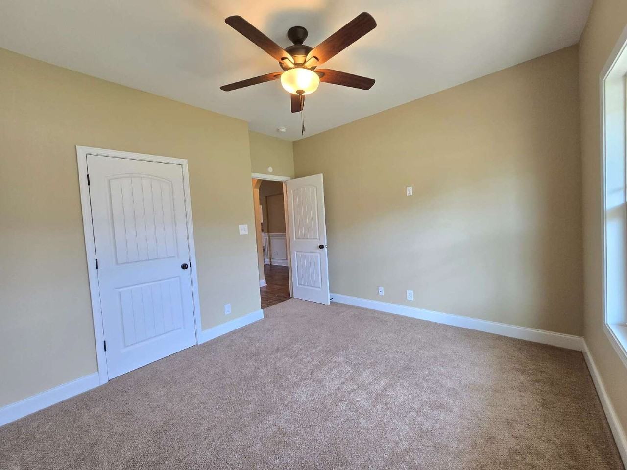 3408 Oconnor Ln - Photo 6 of 39