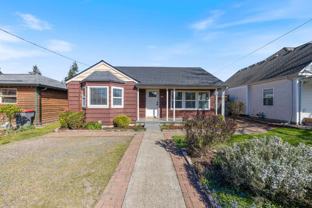 1014 Ne Hembree St - Photo 1 of 1