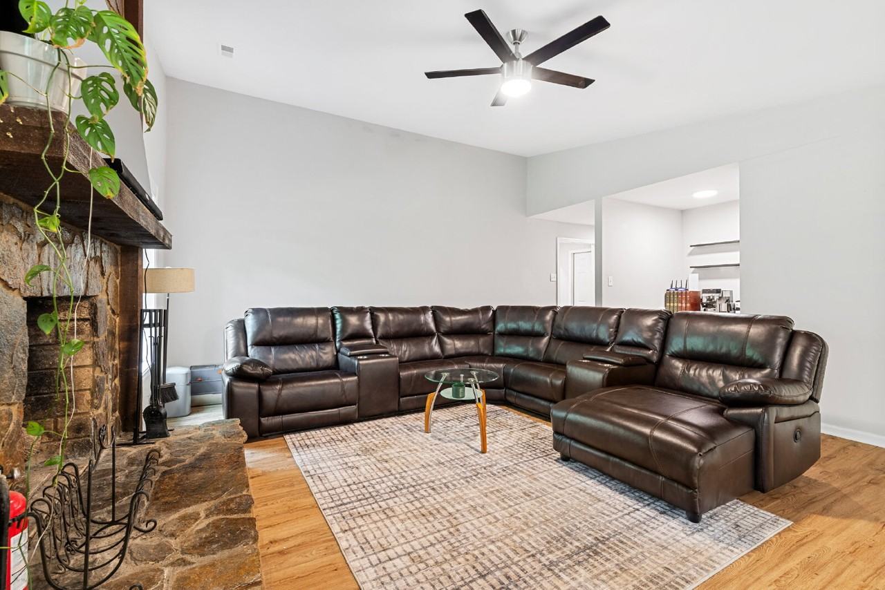 179 N Paraham Rd - Photo 7 of 30