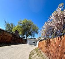 902 S 29th Avenue - Photo 1 of 1