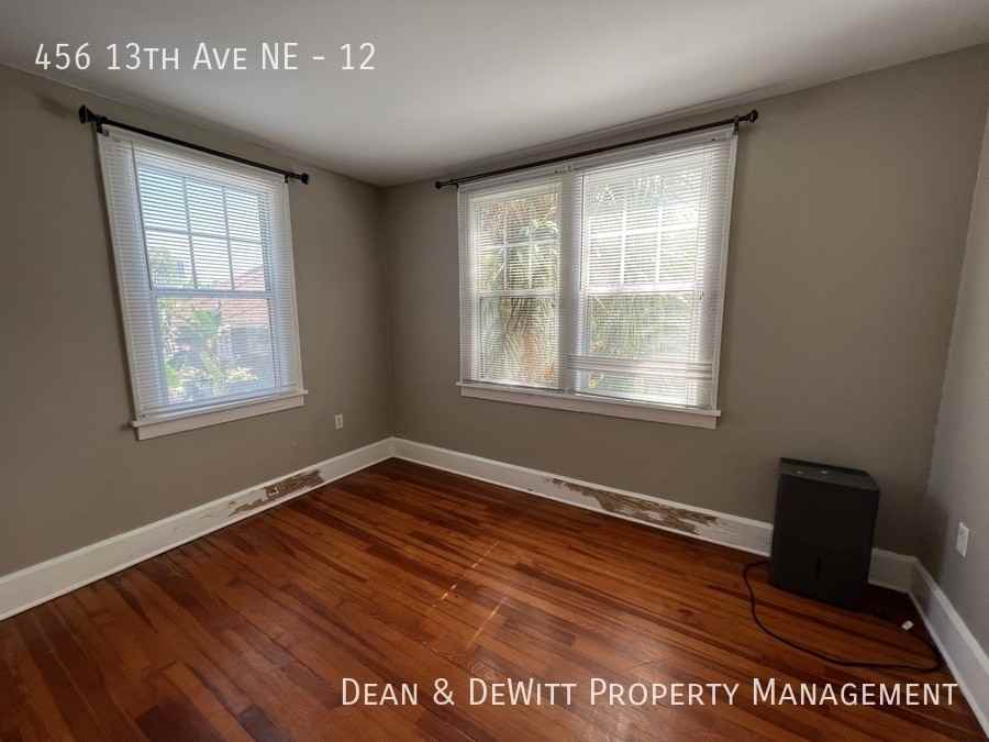 456 13th Ave Ne #12 - Photo 6 of 11