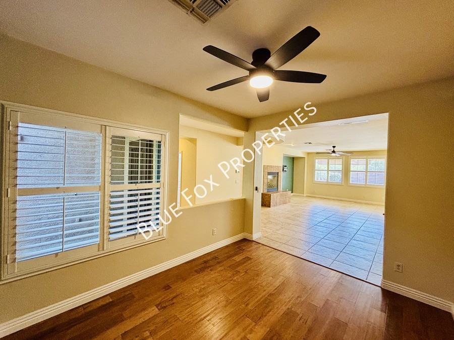 11678 N Red Creek Pl - Photo 2 of 23