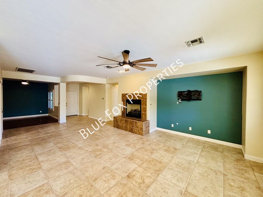 11678 N Red Creek Pl - Photo 6 of 23