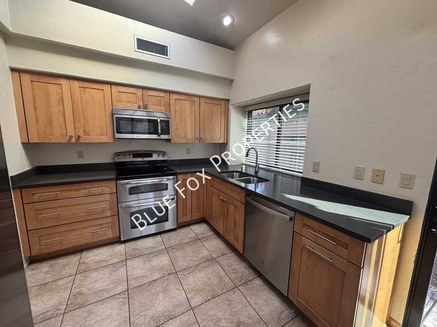 4655 E Hupa Way - Photo 7 of 20