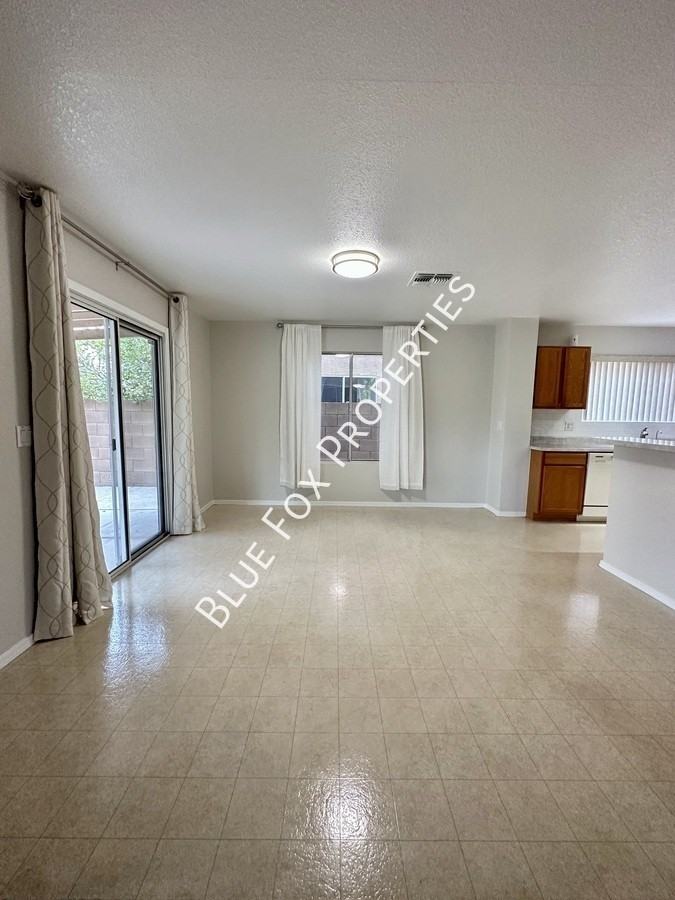 1082 W Sea Lion Dr - Photo 5 of 29