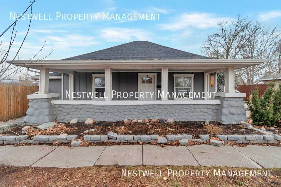 1113 S 200 E - Photo 2 of 19