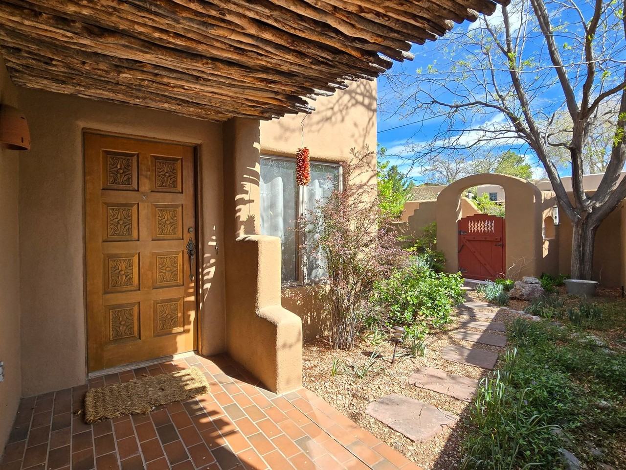 602 Griffin St - Photo 4 of 32