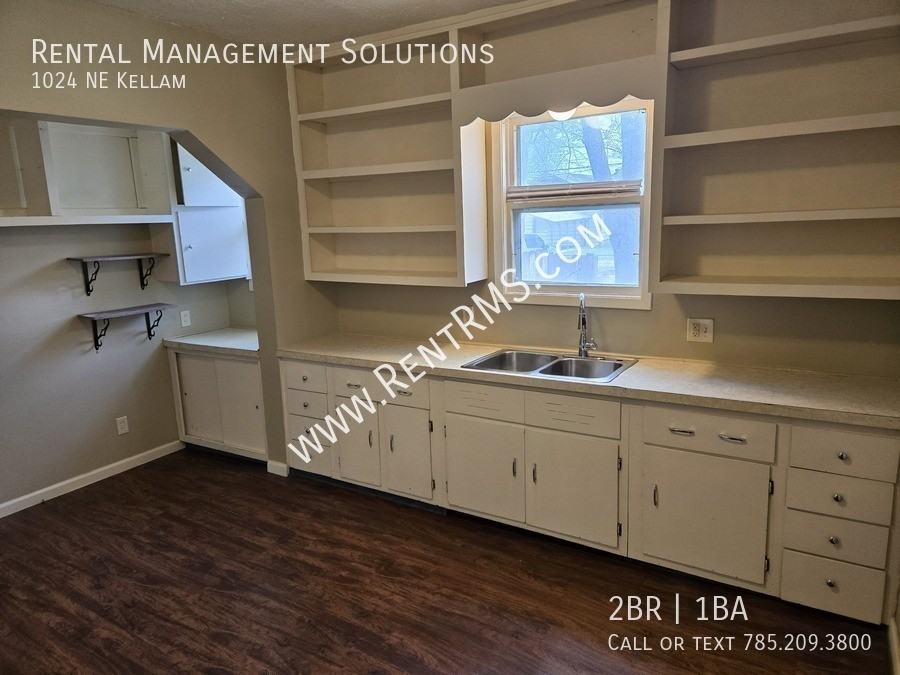 1024 Ne Kellam Ave - Photo 5 of 14