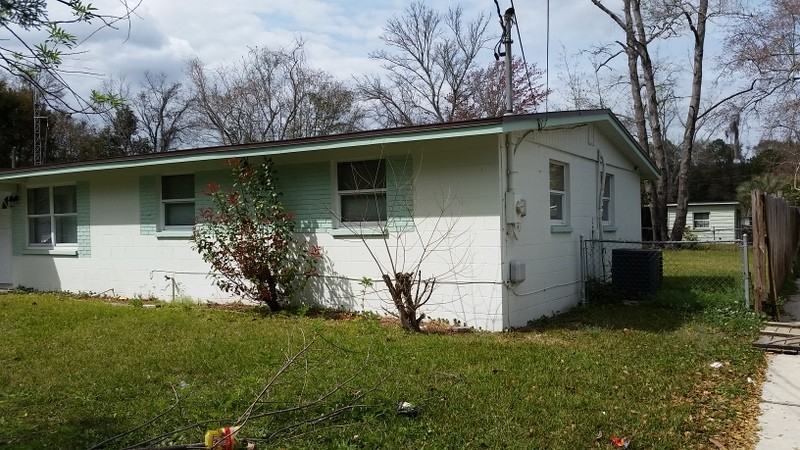6997 Hafford Ln - Photo 3 of 14
