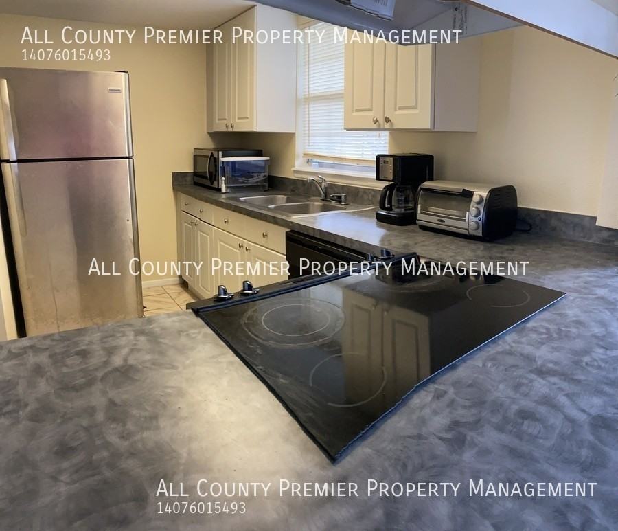 1000 S Semoran Blvd #806 - Photo 5 of 11