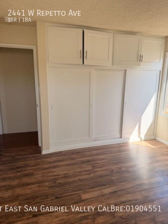 2441 W Repetto Ave - Photo 4 of 9