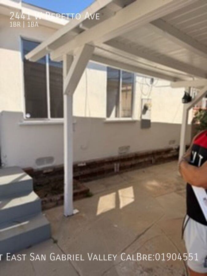 2441 W Repetto Ave - Photo 6 of 9