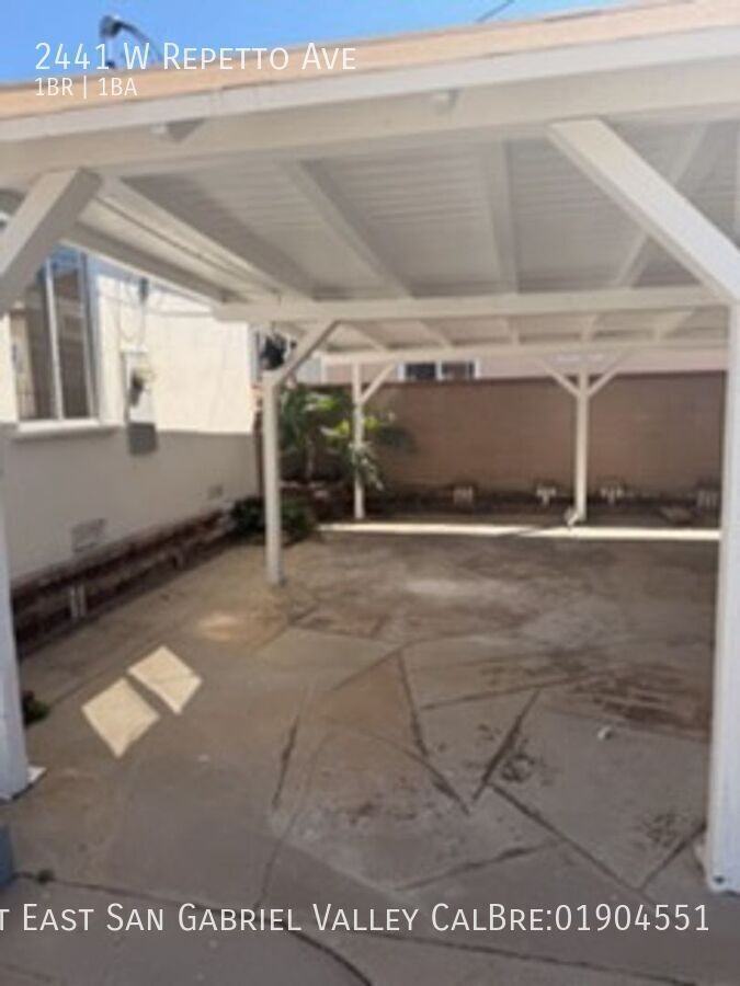 2441 W Repetto Ave - Photo 7 of 9