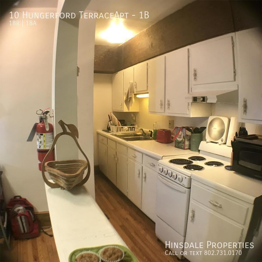 10 Hungerford Ter #1B - Photo 7 of 11