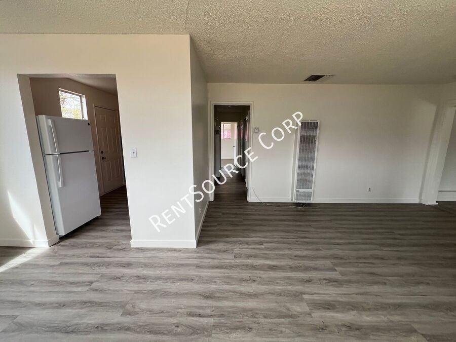 650 S Muriel Dr - Photo 6 of 21