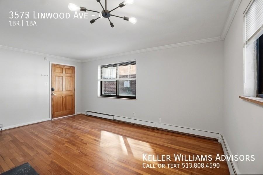 3575 Linwood Ave #4 - Photo 5 of 35