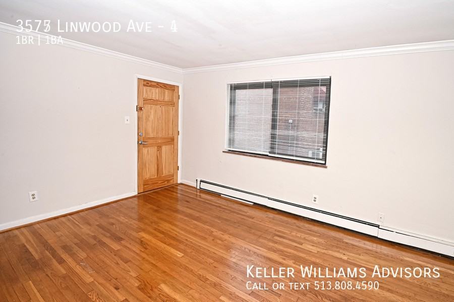 3575 Linwood Ave #4 - Photo 7 of 35