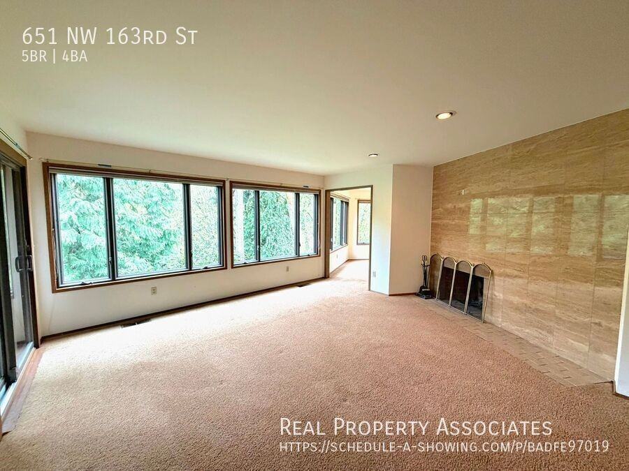 651 Nw 163rd St - Photo 7 of 30
